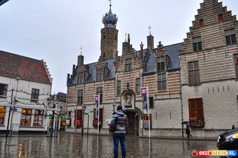 Het Korenbeursplein in Bergen op Zoom